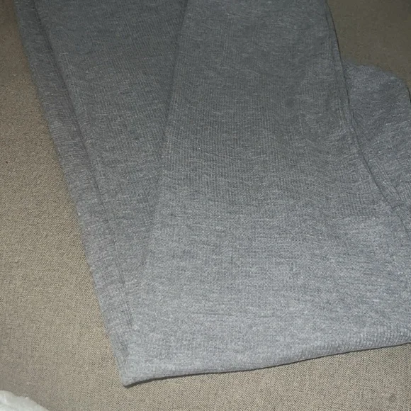Women's Warm Essentials by Cuddl Duds Gray Waffle Thermal Leggings. NWOT. - Picture 4 of 5